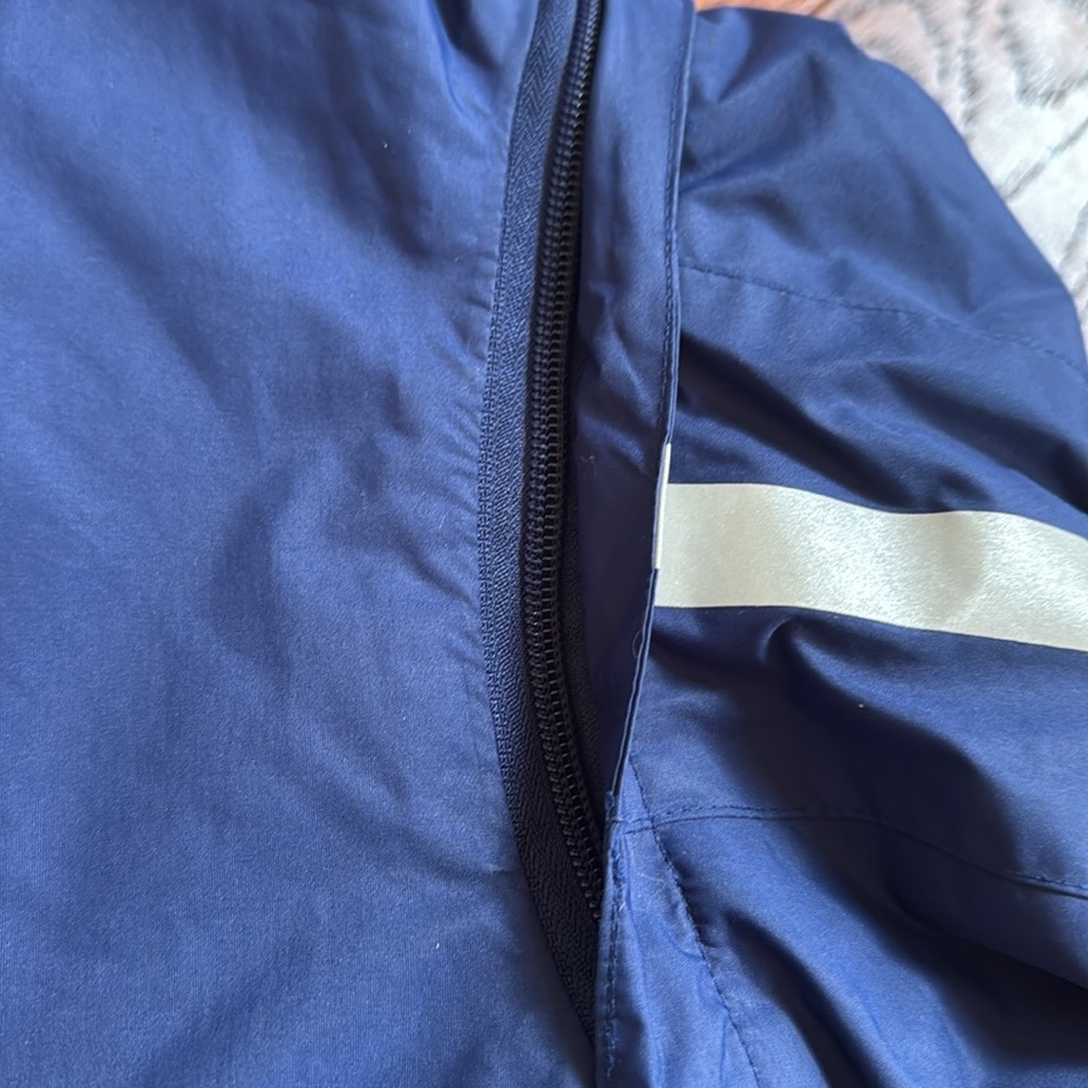 Boden waterproof Hooded Jacket - Picture 11 of 11